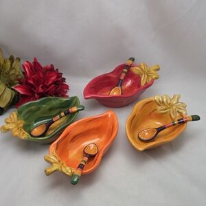 Tabletops Flamenco Peppers Serving Set
